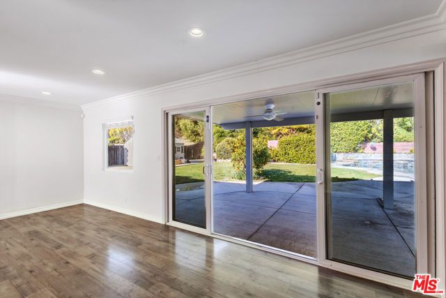 1921 El Monte Drive, Thousand Oaks, CA 91362