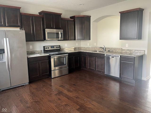 14065 Wimbleton Way, Fishers, IN 46037