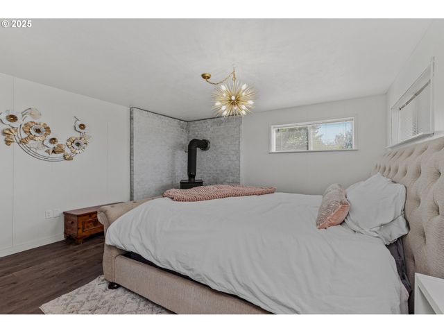 14021 Se LUCILLE St, Happy Valley, OR 97086