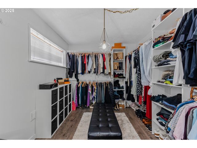 14021 Se LUCILLE St, Happy Valley, OR 97086