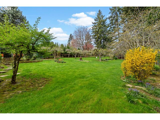 14021 Se LUCILLE St, Happy Valley, OR 97086