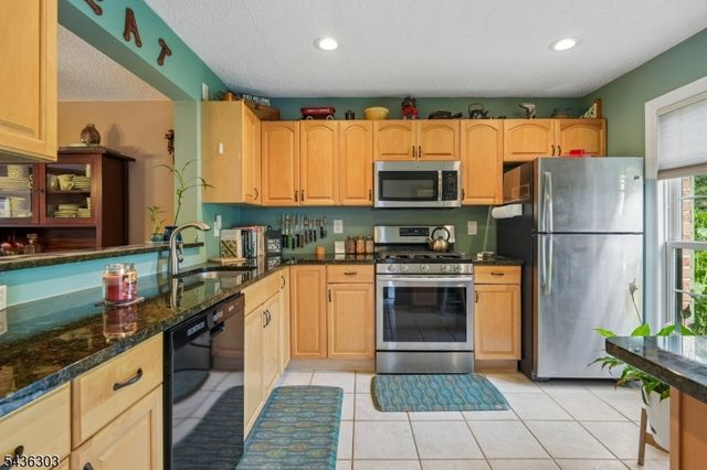 129 Woodward Ln, Bernards Twp., NJ 07920