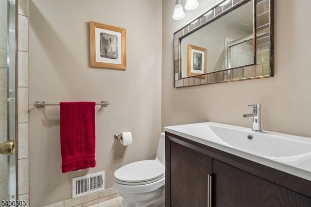 129 Woodward Ln, Bernards Twp., NJ 07920