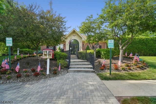 129 Woodward Ln, Bernards Twp., NJ 07920