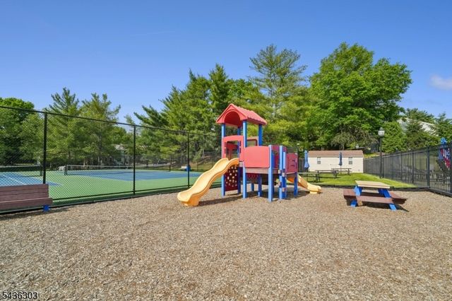 129 Woodward Ln, Bernards Twp., NJ 07920