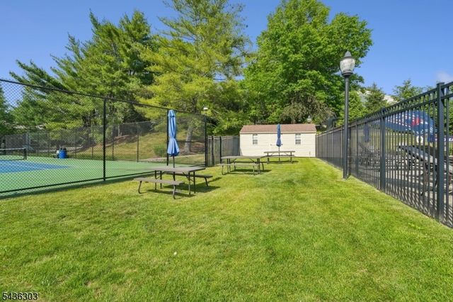 129 Woodward Ln, Bernards Twp., NJ 07920