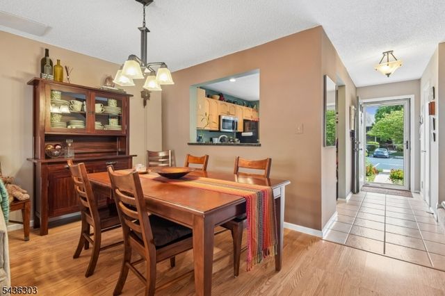 129 Woodward Ln, Bernards Twp., NJ 07920