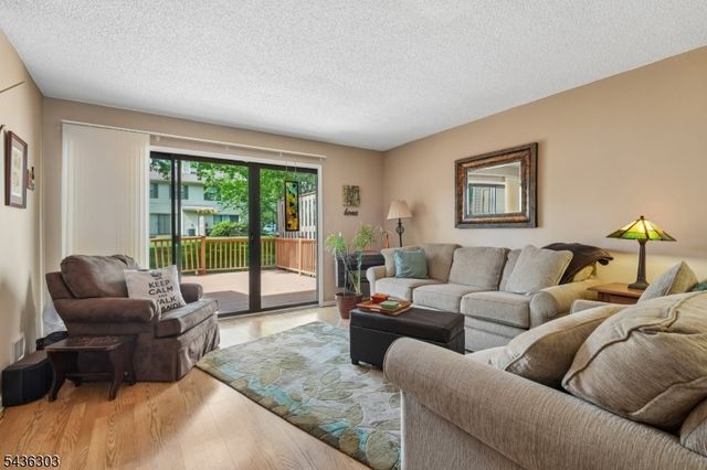 129 Woodward Ln, Bernards Twp., NJ 07920