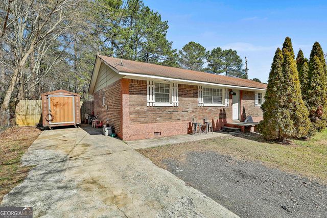 46 Royce Drive, Jonesboro, GA 30238