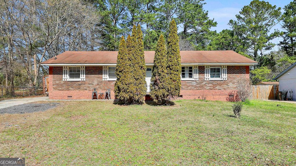 46 Royce Drive, Jonesboro, GA 30238
