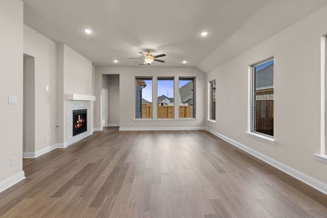 4532 Brentfield Drive, Fort Worth, TX 76036