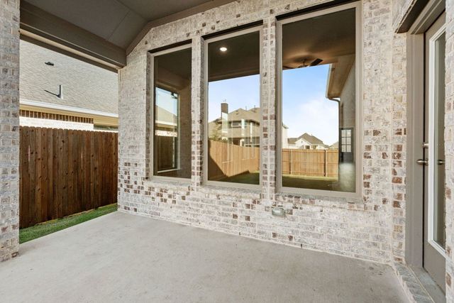 4532 Brentfield Drive, Fort Worth, TX 76036