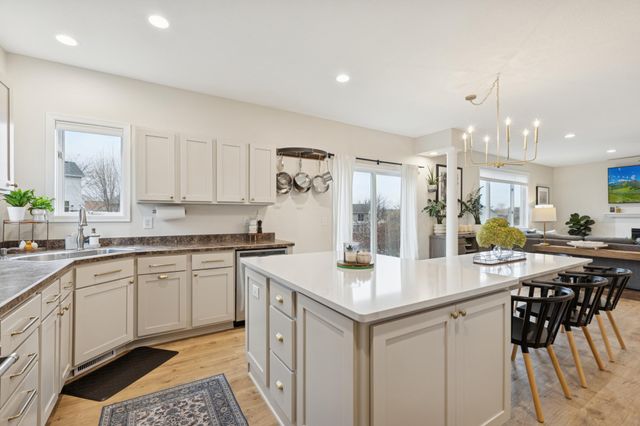 1162 Hidden Creek Boulevard, Mayer, MN 55360