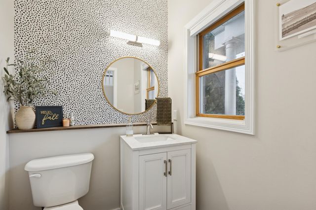 1162 Hidden Creek Boulevard, Mayer, MN 55360