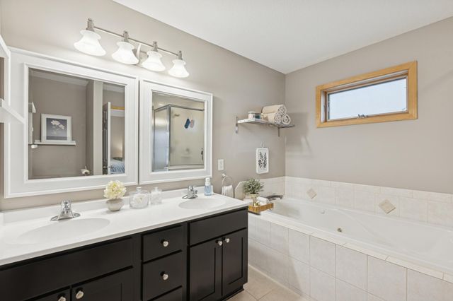 1162 Hidden Creek Boulevard, Mayer, MN 55360