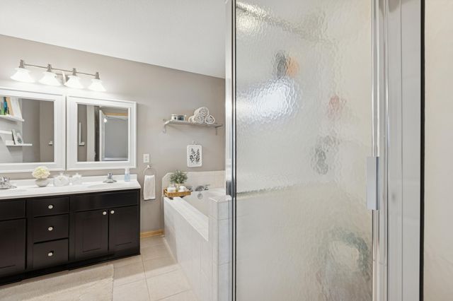 1162 Hidden Creek Boulevard, Mayer, MN 55360