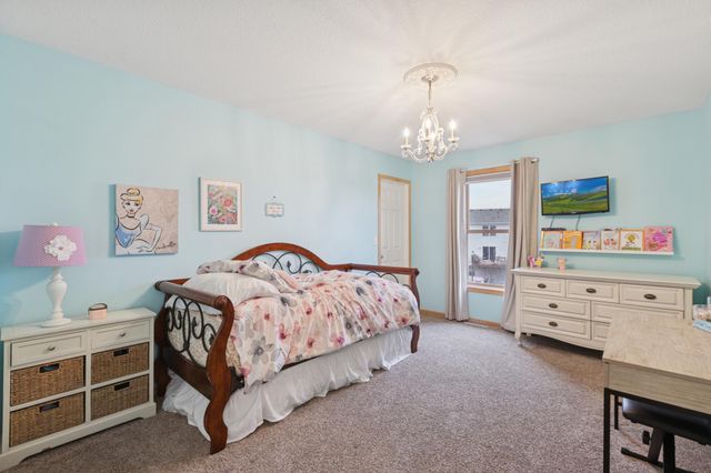 1162 Hidden Creek Boulevard, Mayer, MN 55360