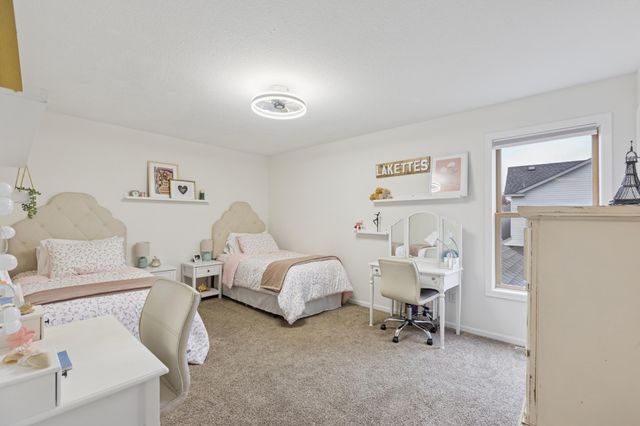 1162 Hidden Creek Boulevard, Mayer, MN 55360