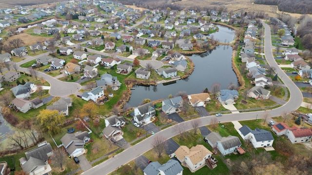 1162 Hidden Creek Boulevard, Mayer, MN 55360