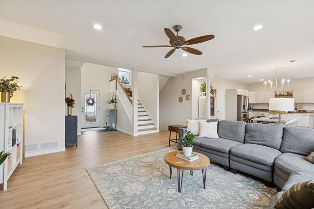 1162 Hidden Creek Boulevard, Mayer, MN 55360