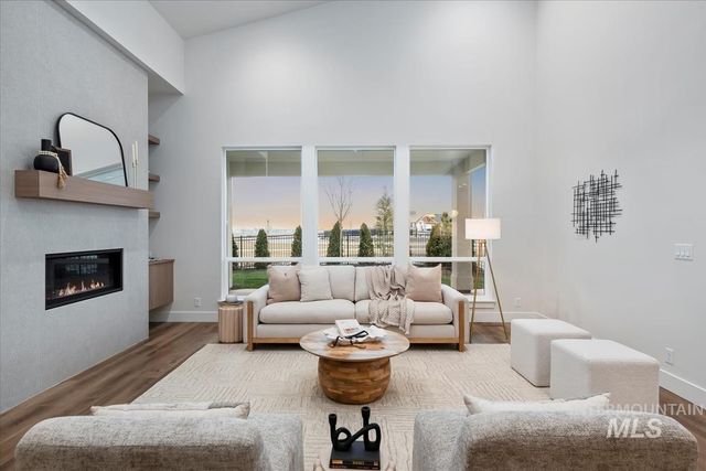 2407 N Buhrstone Ave, Eagle, ID 83616