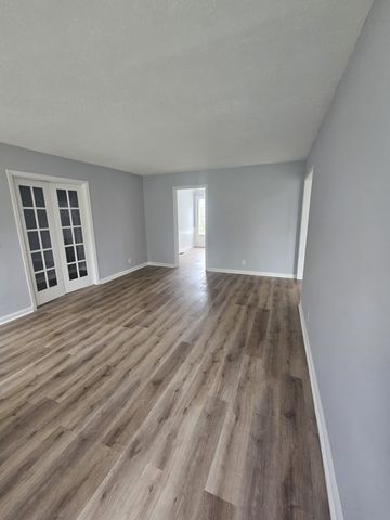 1518 Belle Oaks Dr, Murfreesboro, TN 37130