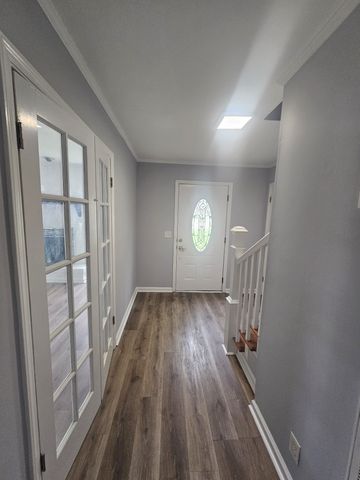 1518 Belle Oaks Dr, Murfreesboro, TN 37130