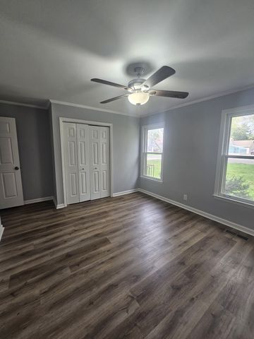 1518 Belle Oaks Dr, Murfreesboro, TN 37130