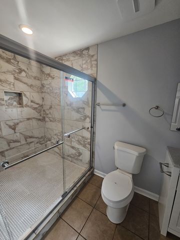 1518 Belle Oaks Dr, Murfreesboro, TN 37130