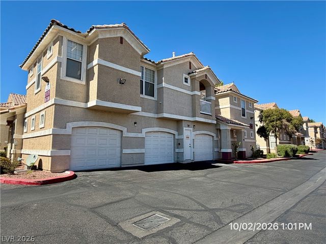 5855 Valley Drive 2115, North Las Vegas, NV 89031