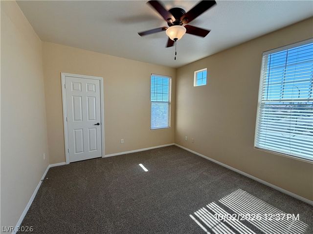 5855 Valley Drive 2115, North Las Vegas, NV 89031