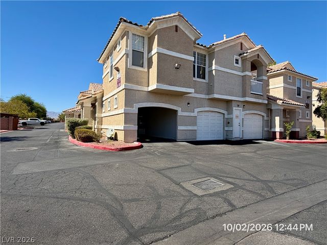 5855 Valley Drive 2115, North Las Vegas, NV 89031