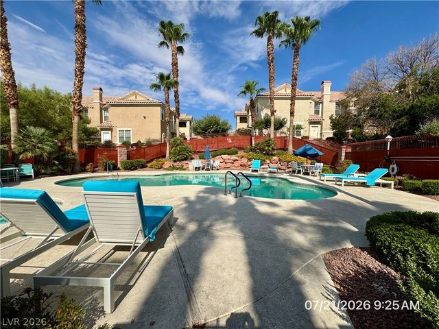 5855 Valley Drive 2115, North Las Vegas, NV 89031