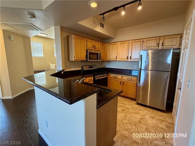 5855 Valley Drive 2115, North Las Vegas, NV 89031