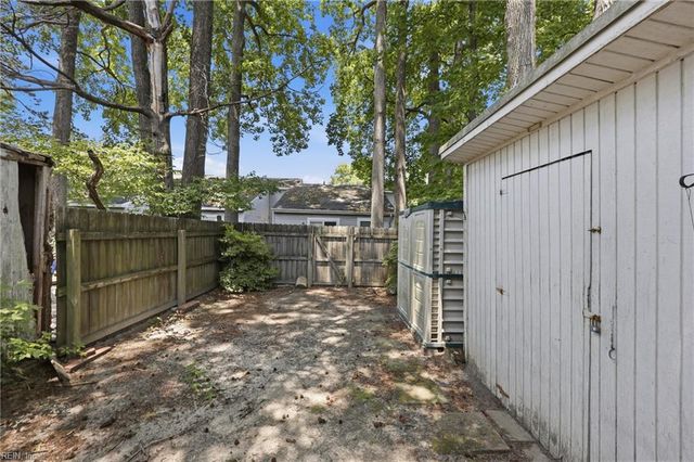 5248 Richard RD, Virginia Beach, VA 23462