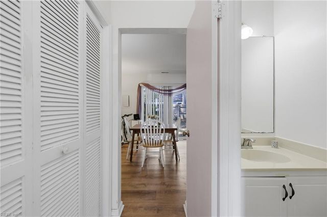 5248 Richard RD, Virginia Beach, VA 23462