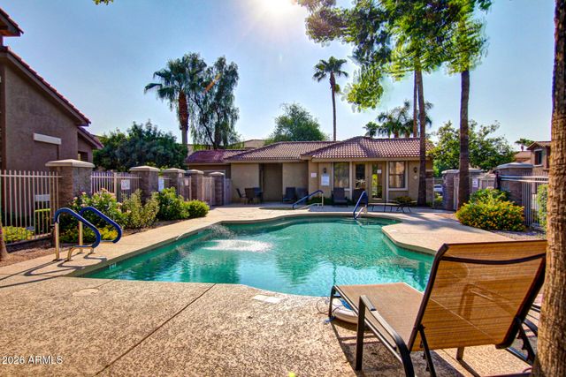 5415 E MCKELLIPS Road 33, Mesa, AZ 85215