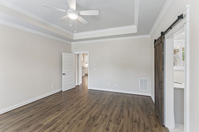 5000 Harbor Reserve Cv, Hermitage, TN 37076
