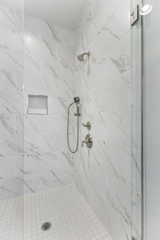5000 Harbor Reserve Cv, Hermitage, TN 37076