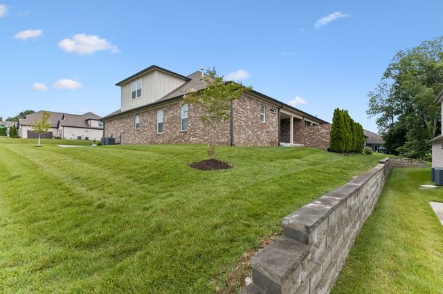 5000 Harbor Reserve Cv, Hermitage, TN 37076