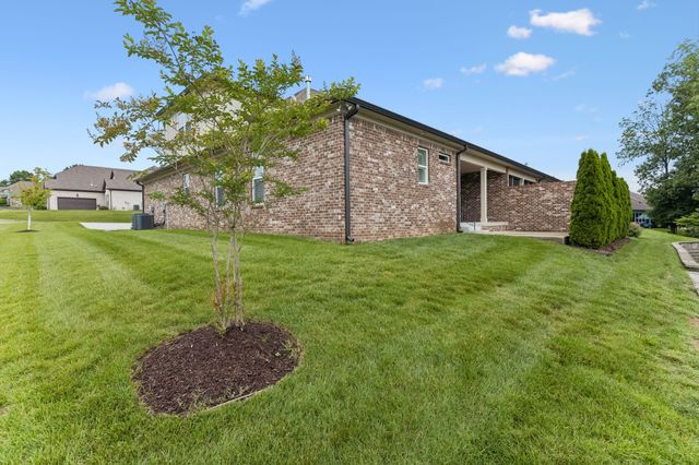 5000 Harbor Reserve Cv, Hermitage, TN 37076