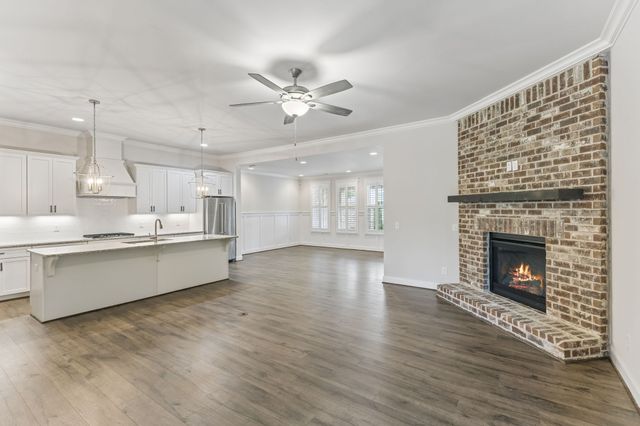 5000 Harbor Reserve Cv, Hermitage, TN 37076