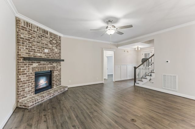 5000 Harbor Reserve Cv, Hermitage, TN 37076