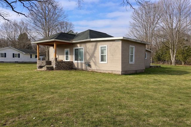 165 S Elm Street, Hesperia, MI 49421