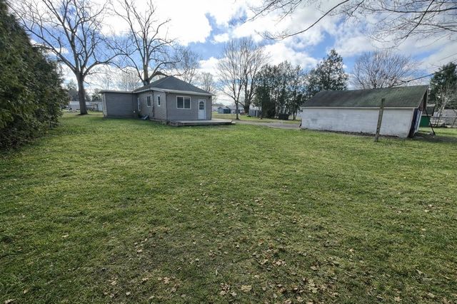 165 S Elm Street, Hesperia, MI 49421