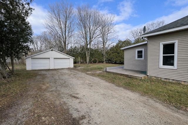 165 S Elm Street, Hesperia, MI 49421