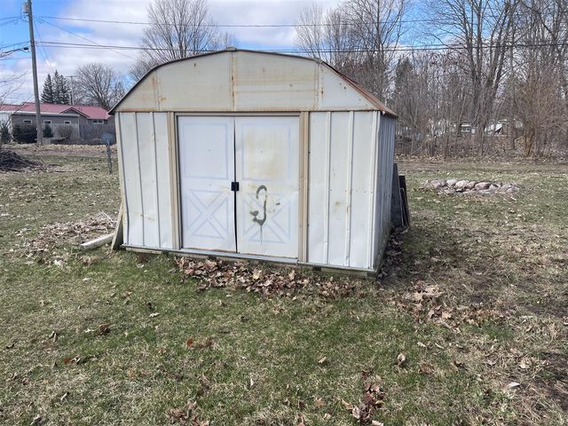 165 S Elm Street, Hesperia, MI 49421