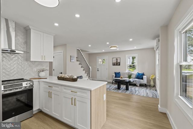 137 ARDSLEY AVE, Trenton, NJ 08638