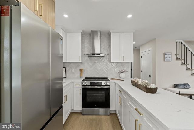 137 ARDSLEY AVE, Trenton, NJ 08638