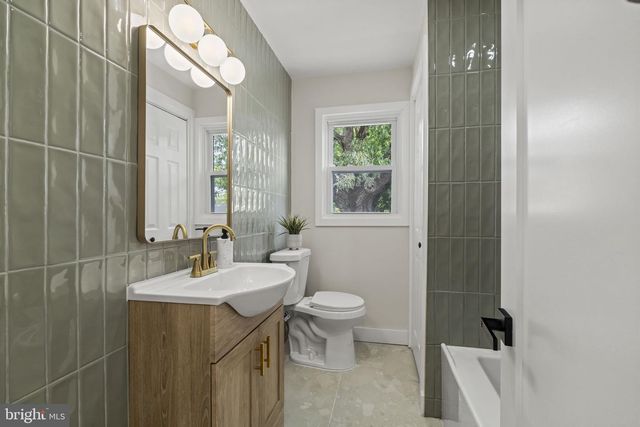 137 ARDSLEY AVE, Trenton, NJ 08638